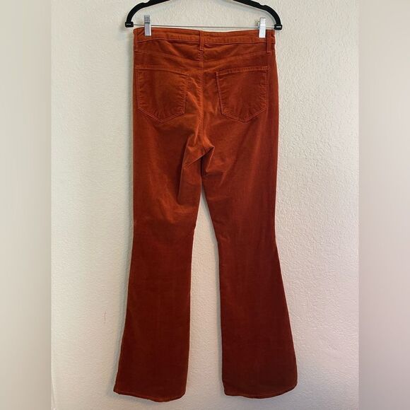 L’agence Bell high rise flare corduroy pant in rust brown. 29 - Picture 4 of 6